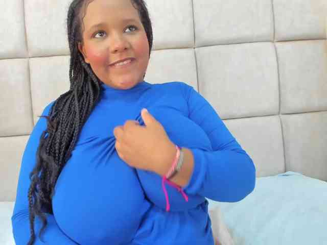Model: stefany1512