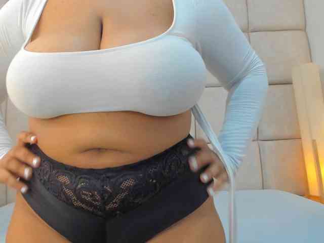 Model: stefany1512