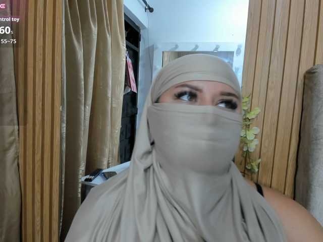 Dhalilaaa live cam on BongaCams