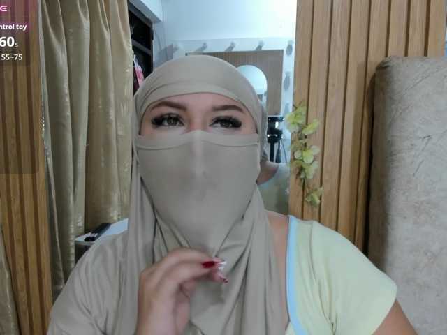 Dhalilaaa live cam on BongaCams