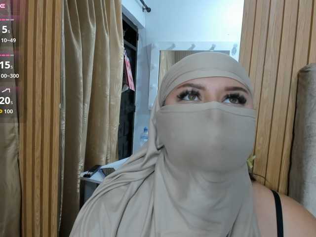 Dhalilaaa live cam on BongaCams