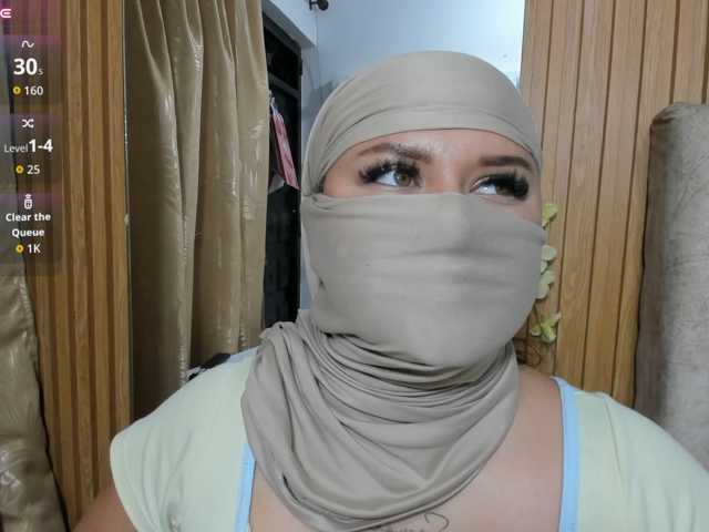 Dhalilaaa live cam on BongaCams