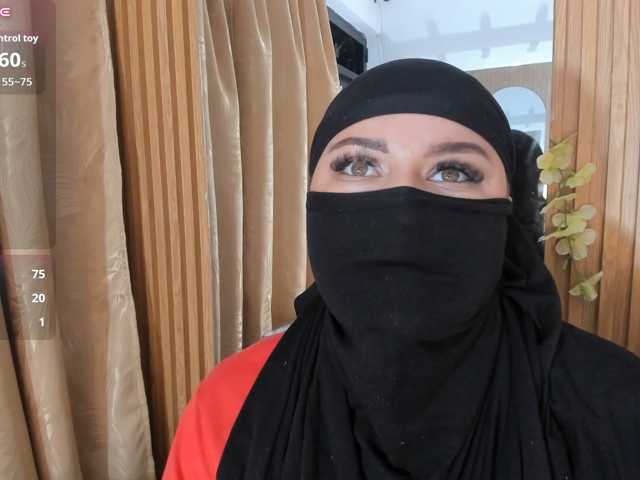 Dhalilaaa live cam on BongaCams