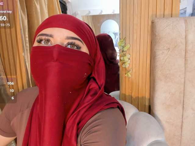 le modèle Dhalilaaa est en webcam porno dans un show sur le site bongacams, il possède les tags suivants: Arab,Blonde,Hairy