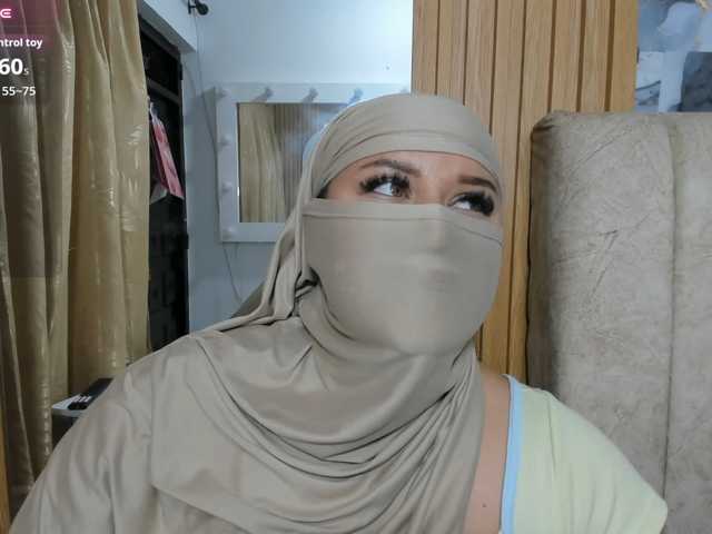 Dhalilaaa live cam on BongaCams