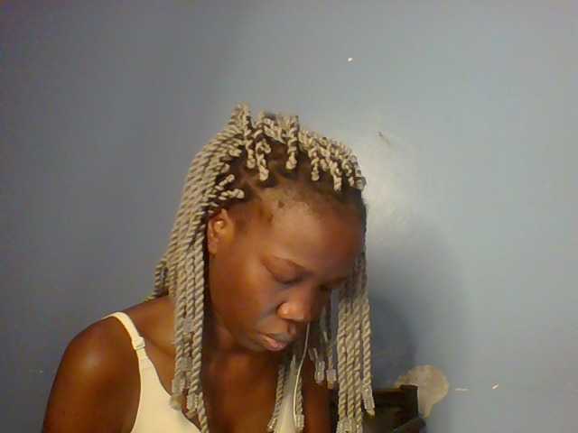 Lovelyboo live cam on BongaCams