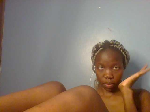 Lovelyboo live cam on BongaCams