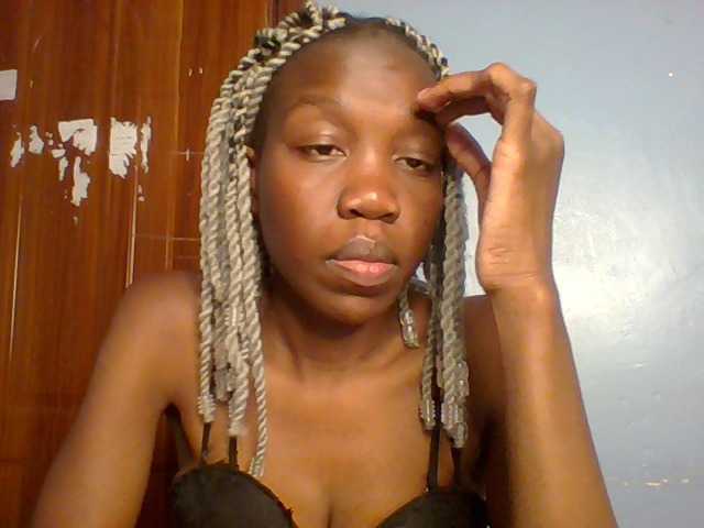 Lovelyboo live cam on BongaCams