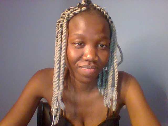 Lovelyboo live cam on BongaCams