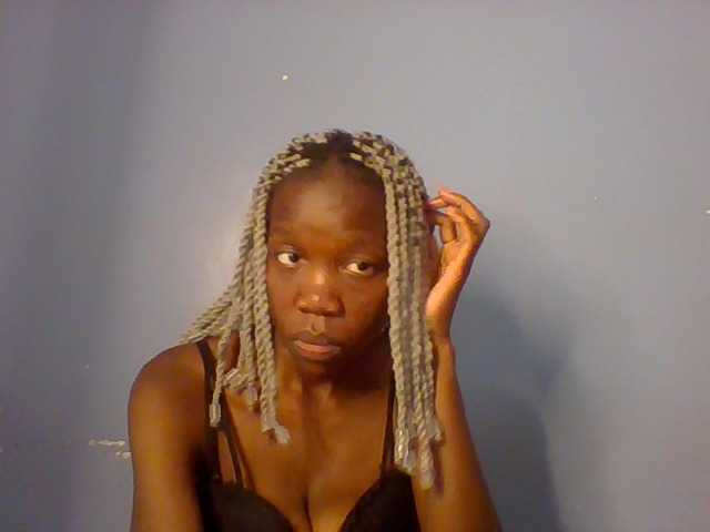 Lovelyboo live cam on BongaCams