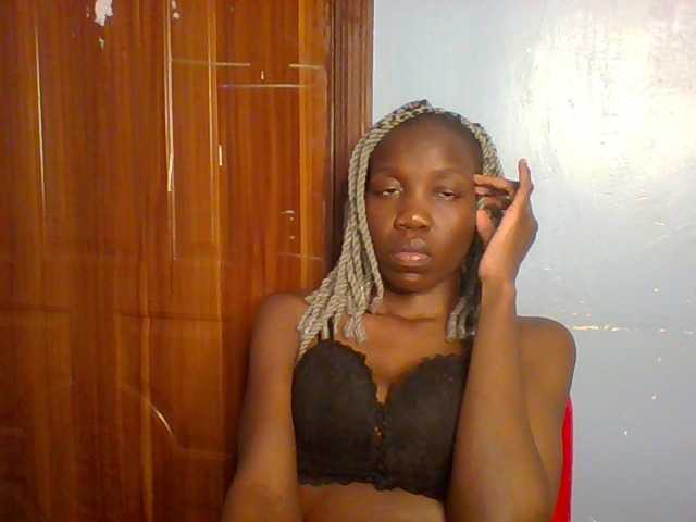 Lovelyboo live cam on BongaCams