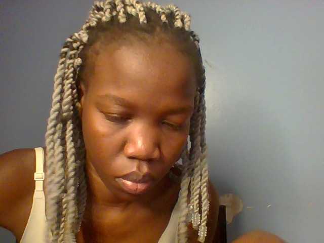 Lovelyboo live cam on BongaCams
