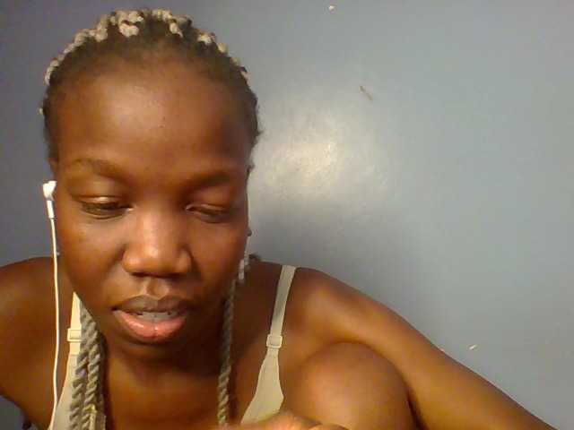 Lovelyboo live cam on BongaCams