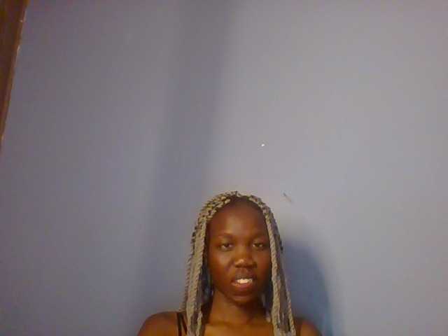 Lovelyboo live cam on BongaCams