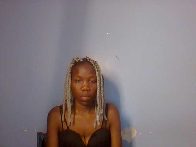 Lovelyboo live cam on BongaCams
