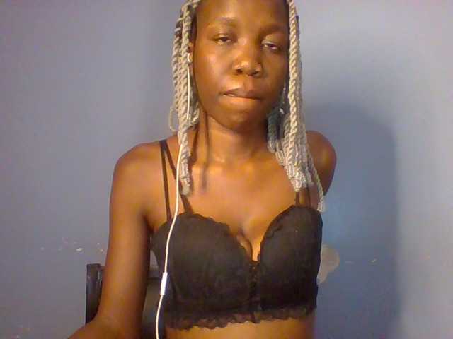Lovelyboo live cam on BongaCams