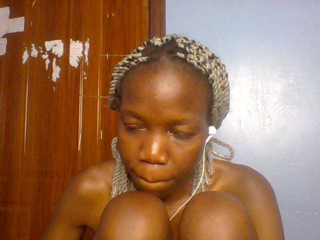 Lovelyboo live cam on BongaCams