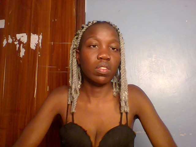 Lovelyboo live cam on BongaCams