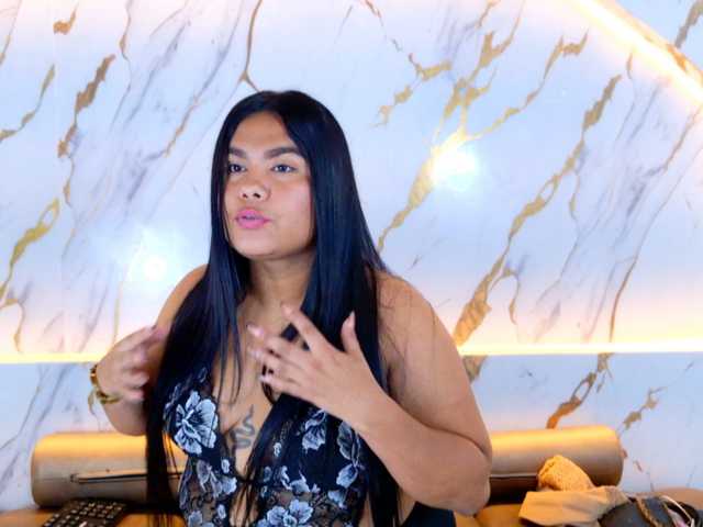 NatySantos live cam on BongaCams
