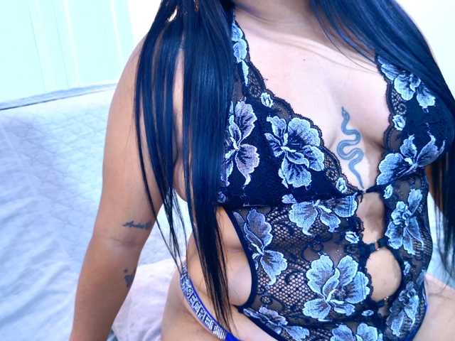 NatySantos live cam on BongaCams