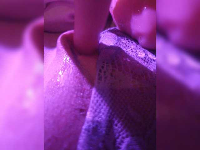 DelorisKonfi live cam on BongaCams