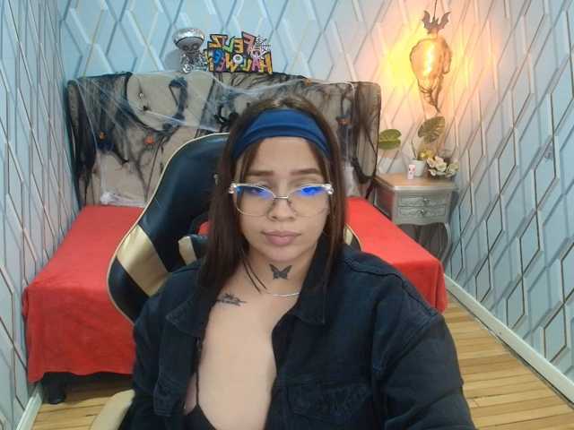 NohemiBlake live cam on BongaCams