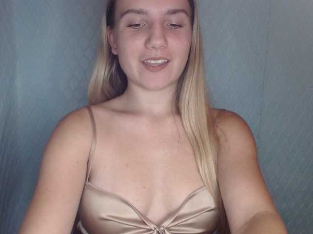 Viktorisagi1 live cam on BongaCams