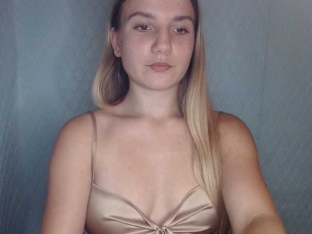 Viktorisagi1 live cam on BongaCams