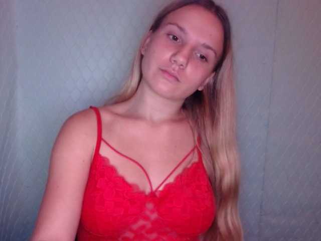 Viktorisagi1 live cam on BongaCams