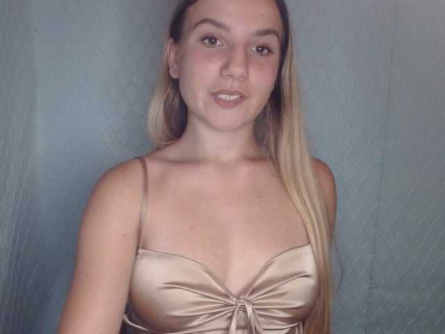 Viktorisagi1 live cam on BongaCams