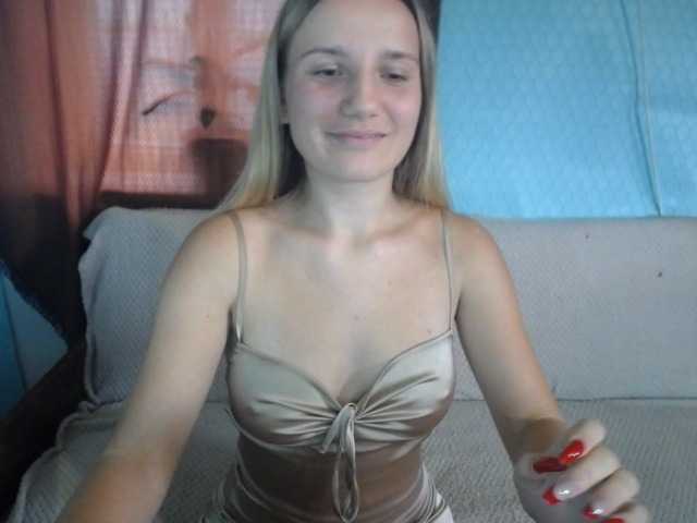 Viktorisagi1 live cam on BongaCams