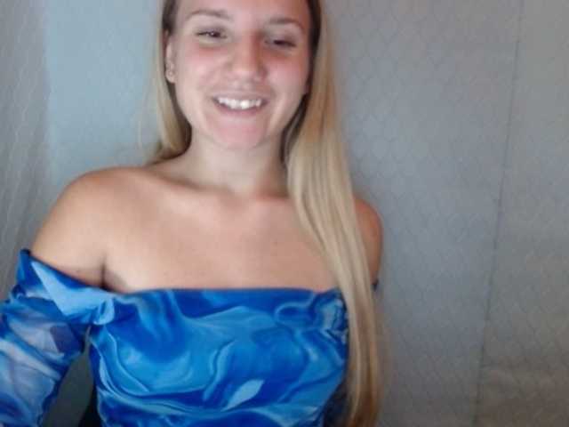 Viktorisagi1 live cam on BongaCams