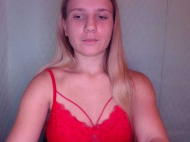Viktorisagi1 live cam on BongaCams