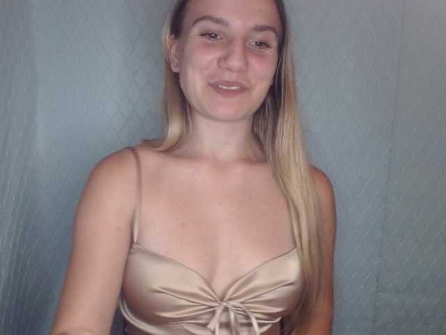 Viktorisagi1 live cam on BongaCams