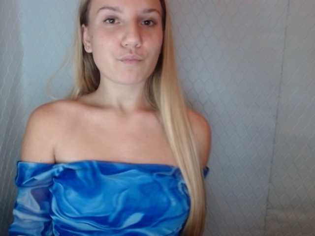 Viktorisagi1 live cam on BongaCams