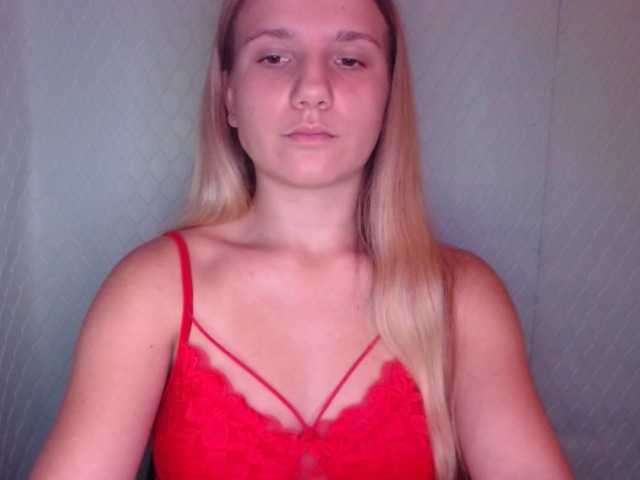 Viktorisagi1 live cam on BongaCams