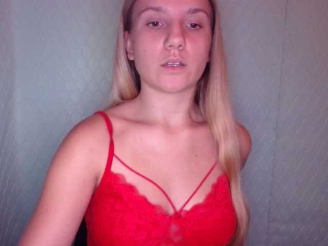 Viktorisagi1 live cam on BongaCams