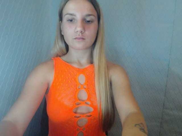 Viktorisagi1 live cam on BongaCams
