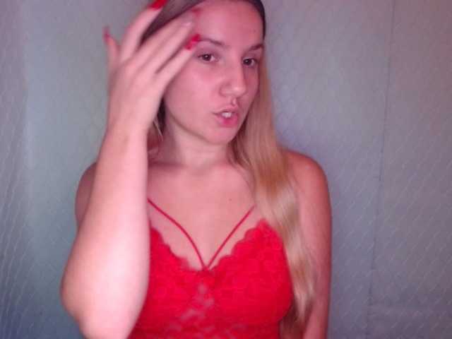 Viktorisagi1 live cam on BongaCams