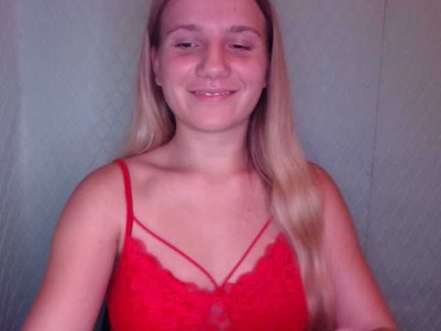 Viktorisagi1 live cam on BongaCams