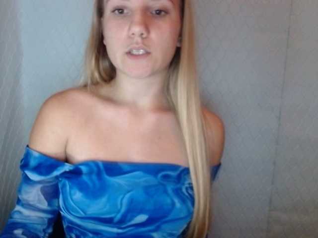 Viktorisagi1 live cam on BongaCams
