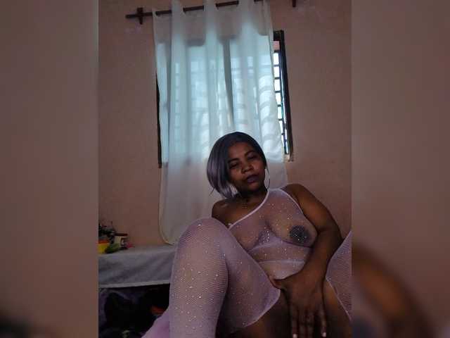VelvetSunshine webcam