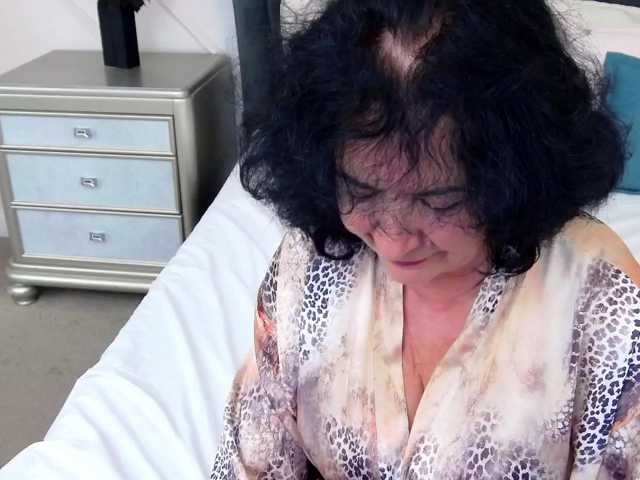 DonnaBanks live cam on BongaCams