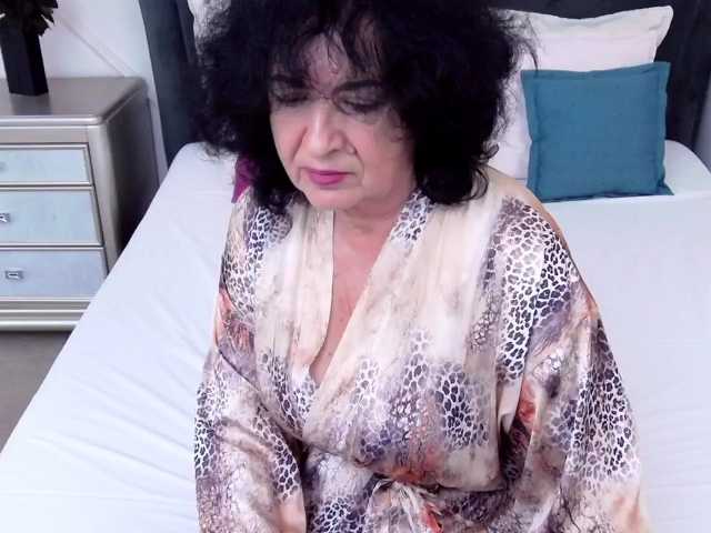 DonnaBanks live cam on BongaCams