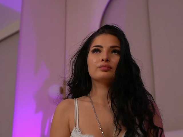 VelvetKaia live cam on BongaCams