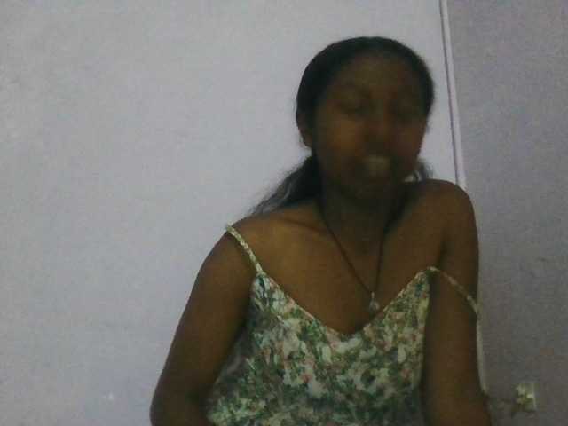 Aisah live cam on BongaCams