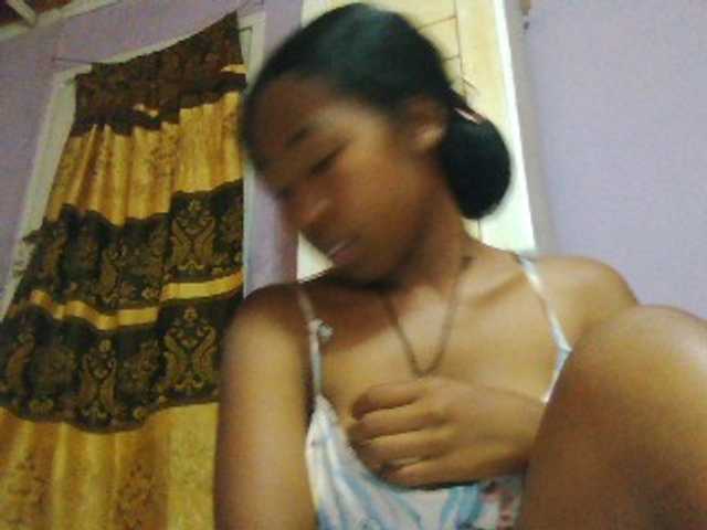Aisah live cam on BongaCams