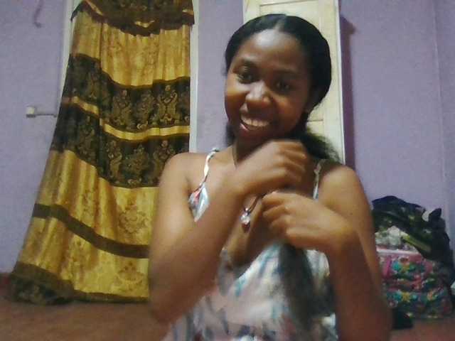 Aisah live cam on BongaCams