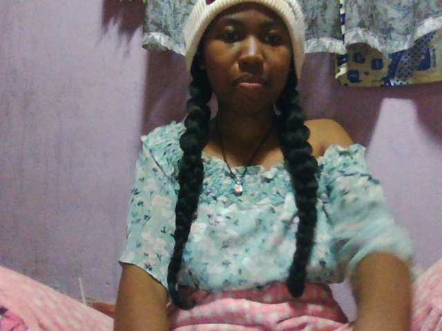 Aisah live cam on BongaCams