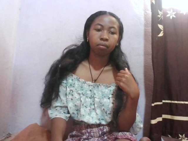Aisah live cam on BongaCams
